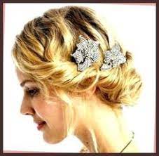 The 11 Best Easy Updo Hairstyles Diy Hairstyles Easy Diy Hairstyles Braids For Medium Length Hair