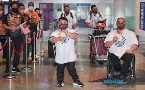 Sarawakian powerlifter jong yee khie has secured a second medal for malaysia today after winning silver at the tokyo 2020 paralympic games. Hquf0ad9lwm1jm