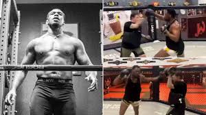 He will compete against dan henderson in a submission. 252lbs Jon Jones Shows Off Terrifying Heavyweight Power On The Pads Ahead Of Ufc Return