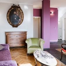 Letto, comodini, armadio e libreria sono solo alcuni dei complementi di arredo che definiscono lo stile e la personalità della camera da letto.tra questi non possono mancare le poltrone da camera da letto, accessori ideali per diverse tipologie di utilizzo. Sedia Brianzola Sedia Per Camera Da Letto Sedia Per Soggiorno Sedia Per Salotto Sedie Tappezzate Con Cuscino Prodotti Handmade Mobili Landknirpse De