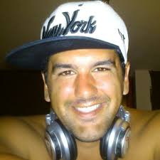 Stream Johnny LC music