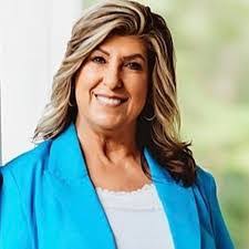 Pam Westfall's Instagram, Twitter & Facebook