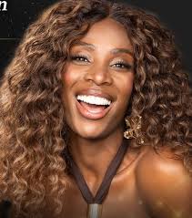 La señorita cauca es muy bella, debería cambiar su peinado quizás algo con  menos volumen para que destaque más su rostro