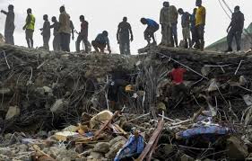 2014 synagogue church building collapse. Facebook