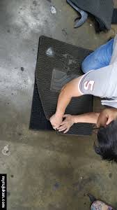 Itulah yang dirasai ramai pemilik kereta sebaik saja selesai mendapat kunci kereta baharu mereka (walaupun terpakai). Tukar Alas Kaki Kereta Yang Sudah Lama Myrujukan