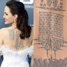 Angelina jolie is one of the hollywood actresses who have the most beautiful tattoos. Angelina Jolie S 16 Tattoos Meanings Steal Her Style