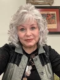 Sharon Cassell (shrnlackey)