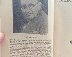 Music in England by Eric Blom