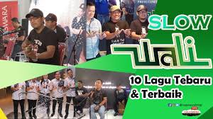 Menurut, apoy lagu baru tersebut, murni lahir sejak awal mereka mulai syuting sinetron. 10 Lagu Terbaru Terbaik Wali Band 2020 Slow Youtube