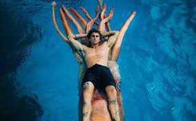 But it seems jay alvarrez is having the last laugh after his recent split from alexis ren, with the social media sensation taking to twitter on wednesday to dispel her claims by posing in his underwear. Adventure Vlogger Jay Alvarrez Launches Omerta Cortex Series For World Reef Awareness Day Tubefilter