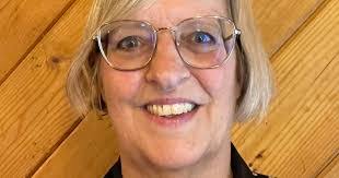 Amy Nilson's Instagram, Twitter & Facebook