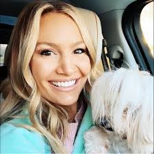 Isabelle Andersen's Instagram, Twitter & Facebook