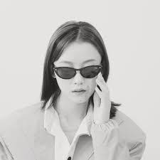 Yating Chen's Instagram, Twitter & Facebook