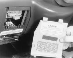 A main box and a relay box which has a fuel pump fuse and injector fuses. Maserati Tc Fuse Box Location Wiring Diagram B88 Circle