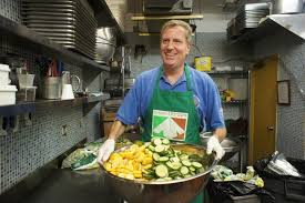 Find the perfect thanksgiving soup kitchen stock photos and editorial news pictures from getty images. Here S Where You Can Still Volunteer On Thanksgiving Day Bklyner