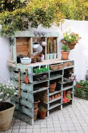 30 Genius Ways To Use Pallets In Your Garden Amenagement Jardin Jardinage Et Jardins