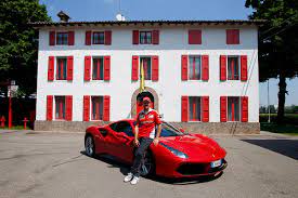 Tumblr is a place to express yourself, discover yourself, and bond over sebastian vettel won the belgian grand prix to cut lewis hamilton's world championship lead to 17. Formel 1 Diese Autos Fahrt Sebastian Vettel Privat Bilder Autobild De
