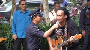 Berikut ini yang (mungkin) masih berkaitan dengan : Best Of Lagu Hang Pi Mana Raya Polis Free Watch Download Todaypk