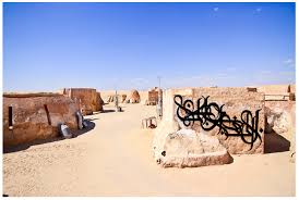 Some arabic letters don't have an approximate phonetic equivalent in latin script. El Seed Playing With The Arabic Letters Arablit Arablit Quarterly