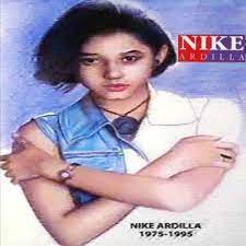 Ardilla was born raden rara nike ratnadilla on 27 december 1975 in bandung, to parents of ciamis and bandung descent. Kumpulan Lagu Nike Ardilla Full Album Offline Mp3 Apps Bei Google Play