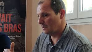 Everything with the topic 'secours catholique' on vice. Les Personnes De Plus De 50 Ans Sont De Plus En Plus Nombreuses A Pousser La Porte Du Secours Catholique