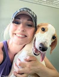 Met this blur named Izzy today when she visited our shop. Thinks camera is  a cue for kisses. Only stays still for naps. 8/10 modeling skills 100/10  kisses