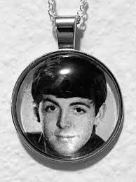 Carol Arrigoni's Instagram, Twitter & Facebook