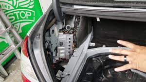 2008 Mercedes S550 How To Locate The Trunk Battery Youtube