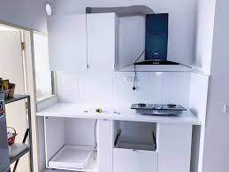 Beli produk kabinet dapur berkualitas dengan harga murah dari berbagai pelapak di indonesia. Makeover Sendiri Dapur Sempit 7 Kaki Modal Rm 2 746 60 Impiana