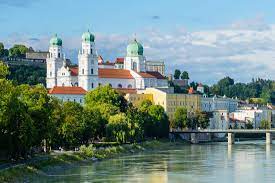 Stephan dom in passau ist eine barocke bischofskirche, die von 1668 bis 1692 erbaut wurde. Diese 5 Sehenswurdigkeiten In Passau Sind Ein Muss Mannersache