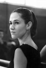 Maya Ramos Smith, actriz, bailarina, docente e investigadora de danza y de  teatro 🔹 El Instituto Nacional de Bellas Artes lamenta el deceso de la  reconocida artista, quien fue directora del Cenidi