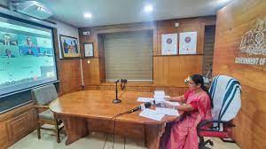 The state's health minister, praised for her handling of. 099c1bd9odk Zm