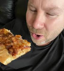 Review of Chad's Pizza in Maple Ridge, great local spot