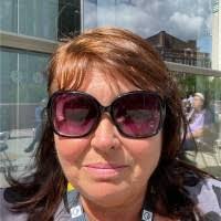 Gwen Malone's Instagram, Twitter & Facebook