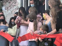 Biz Beat: Be Free Boutique opens, Dunkin' re-opens, Spring Fling Parking  Lot Party