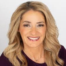 Stacey Ferris's Instagram, Twitter & Facebook