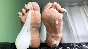 Alpha couple power cuckold foot slave seks vidiyo | xHamster