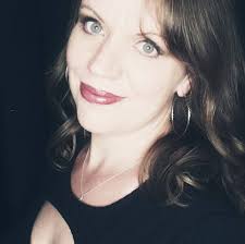 Y'all ever think about how often the ocean/water is brought up in their  music?