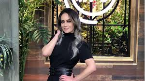 She is also a model who has worked for the agency contempo and was invited to paris to model for fashion designer armando maffud. Masterchef Mexico Estos Son Los Mejores Looks De Anette Michel Fotos
