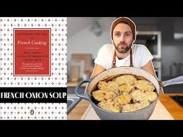 Julia Child S Famous French Onion Soup Jamie Julia Youtube In 2020 French Cooking French Onion French Onion Soup