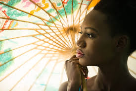 Portraits of Women in Natural Light :: Behance