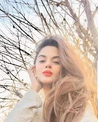 She performed the role of the younger sister of ahad raza mir and. Komal Meer Showbiz Pakistan Facebook
