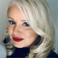 20+ "Amanda Foran" profiles