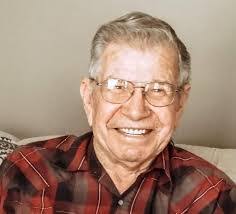 Dean Bryant's Instagram, Twitter & Facebook