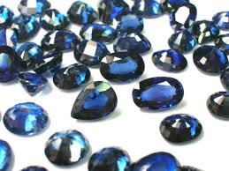 Sapphire Greek Sapfeiros Sappheiros Blue Stone 1 Is A Gemstone Variety Of The Mineral Corundum An Aluminium Oxide Sapphire Gemstone Gemstones Crystals