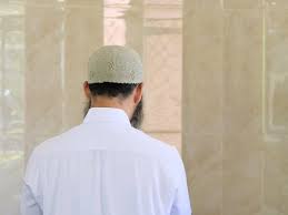 Keutamaan sholat subuh merupakan sholat yang banyak sekali manfaatnya dan juga keutamaan sholat subuh ialah berada dalam jaminan allahta'ala. Manfaat Sholat Tepat Waktu Perlu Anda Terapkan Jadwal Sholat Digital