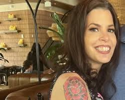 Dana Lange's Instagram, Twitter & Facebook