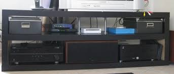 Ce coussin est garni de polyester recyclé. Hack D Un Banc Tv Ikea Lack