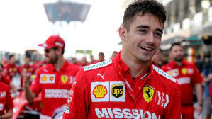 This exciting young talent is racing for his late father. Formel 1 Nach Ferrari Aus Charles Leclerc Huldigt Sebastian Vettel