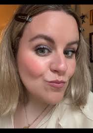 Técnicas de maquillaje con sombras azules